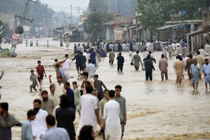 <strong>UK provides necessary aid and funds as death toll continues to rise in Pakistan</strong>