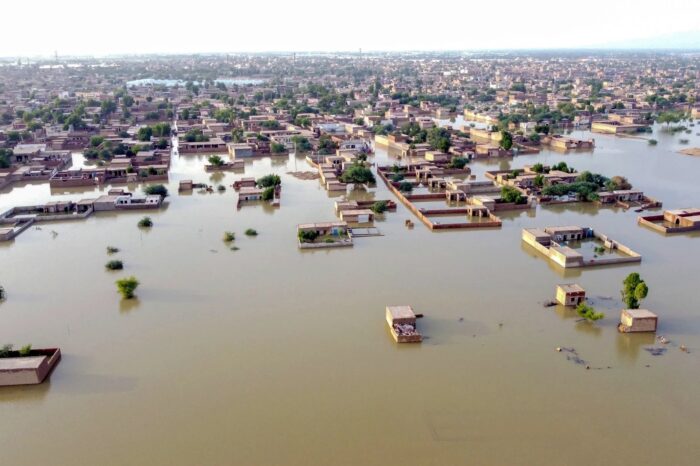 Pakistan Floods: Climate change concerns grow as charities rush to provide aid