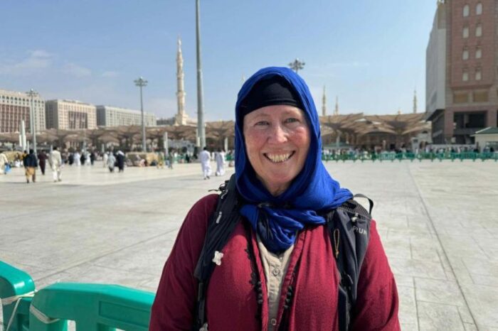 Scottish writer conquers first leg of walking Saudi Arabia tour