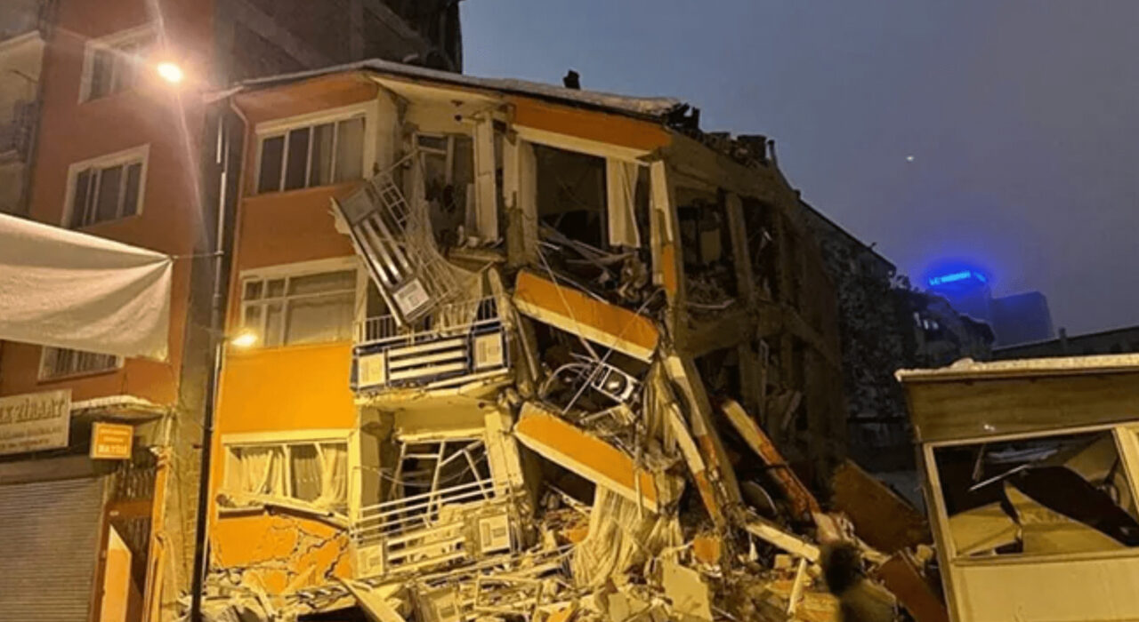 1 A Aid delivered to survivors of devastating earthquake in Turkey and Syria-min