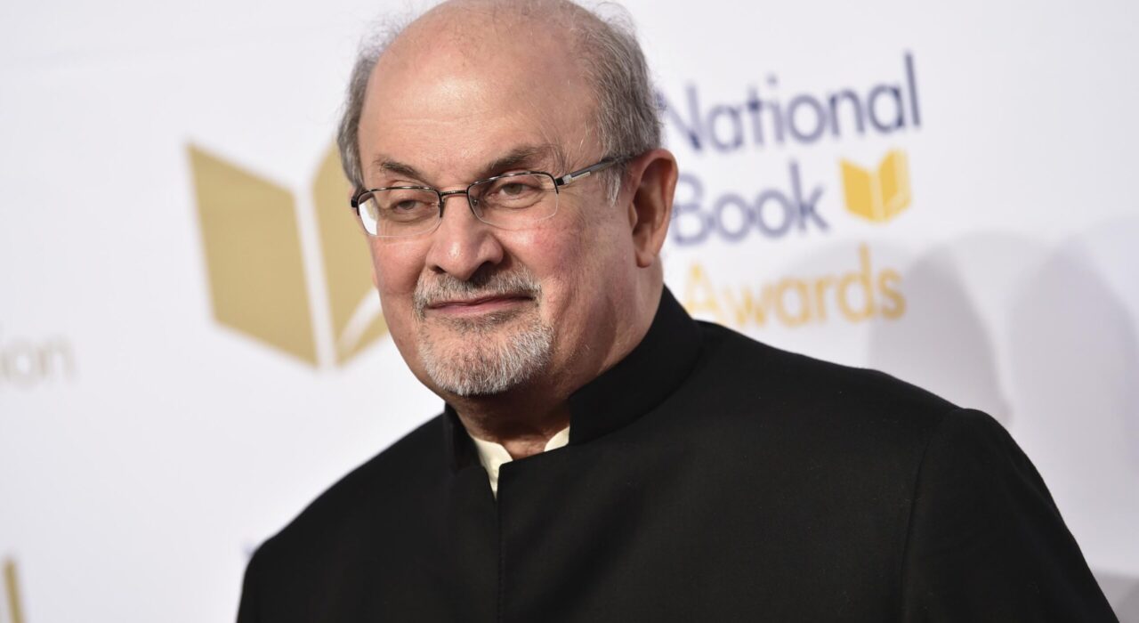 1 A Attacker who stabbed novelist Salman Rushdie ‘surprised’ that he survived