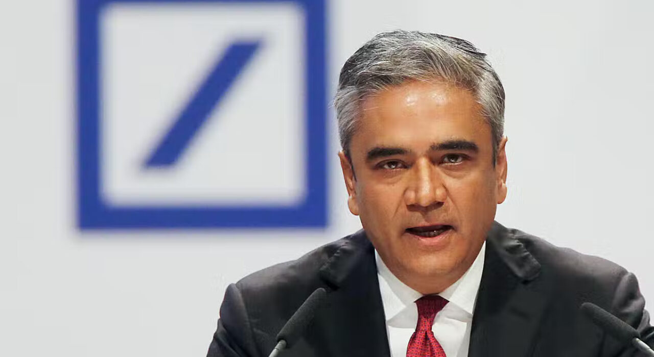 1 A Former Deutsche Bank co-CEO Anshu Jain dies after a long battle with cancer
