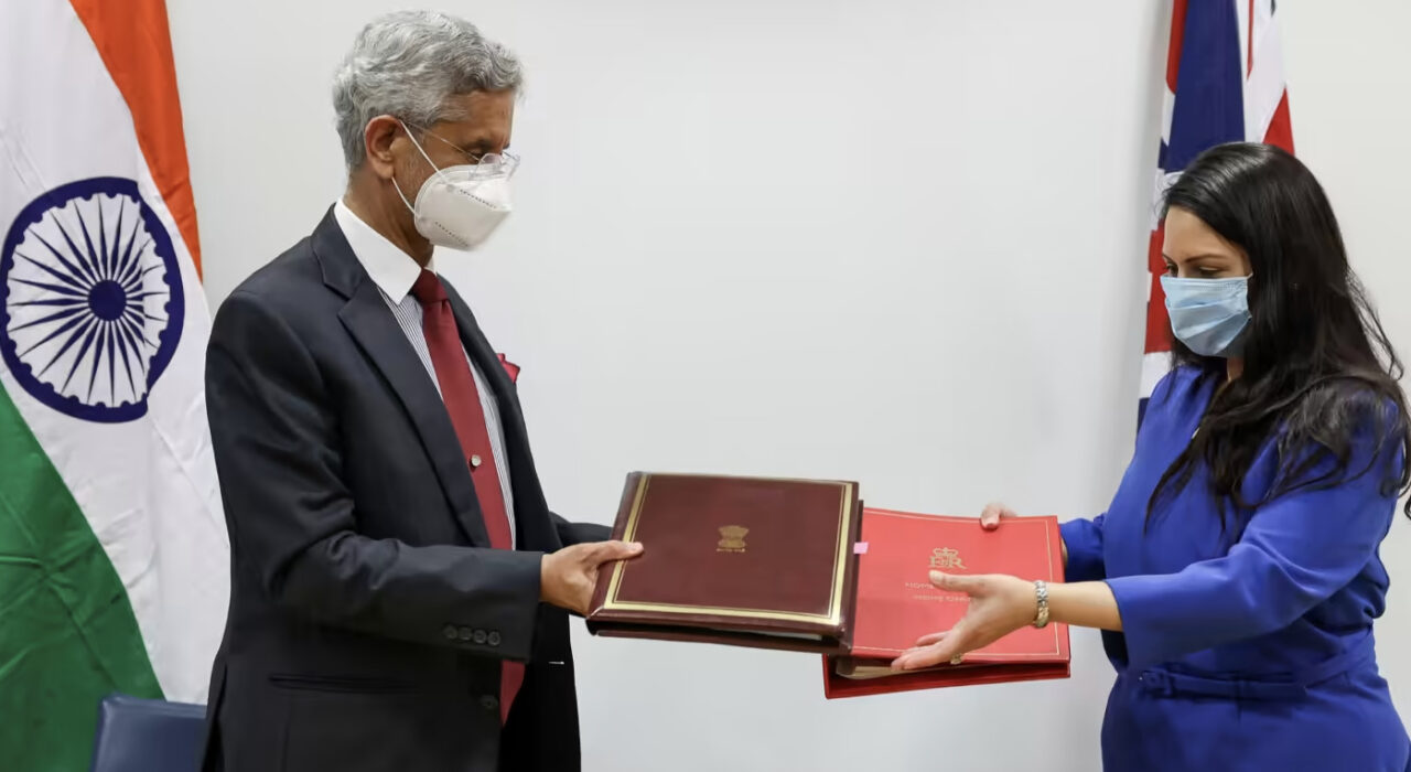1 A Free Trade Agreement between Indian and the UK on the verge of collapse