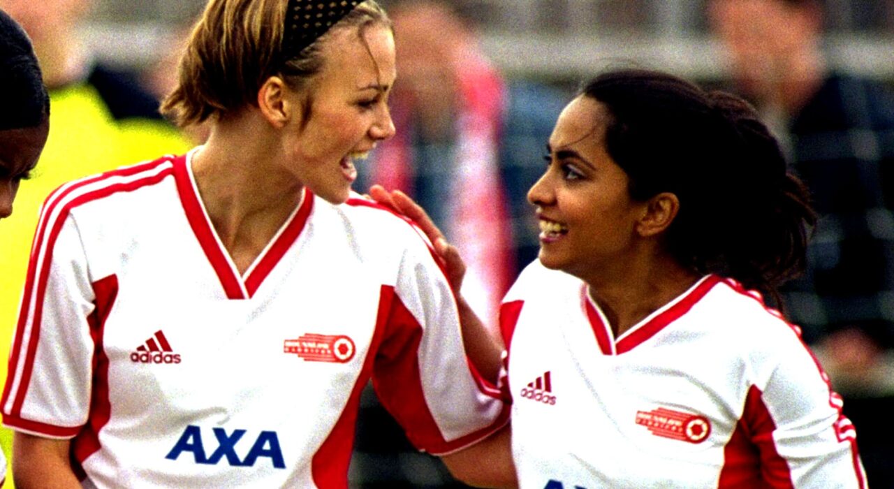 1 A Keira Knightley says she was ‘mocked’ for starring in ‘Bend It Like Beckham’-min