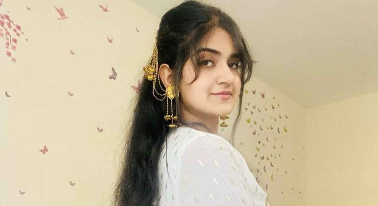 1 A Young Wolverhampton girl becomes a successful entrepreneur