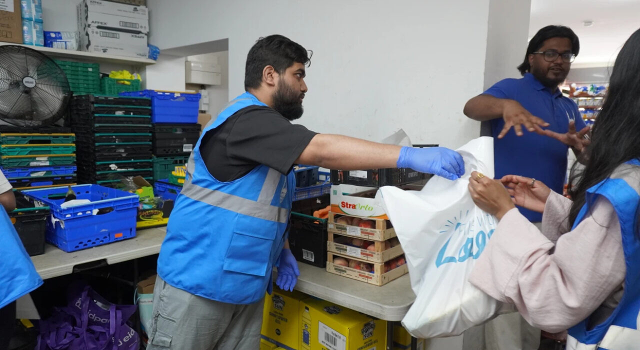 1A. Islamic-relief-uk-aids