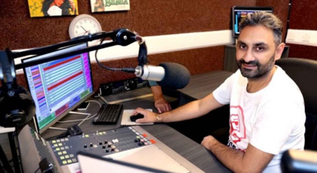 1A.Radio