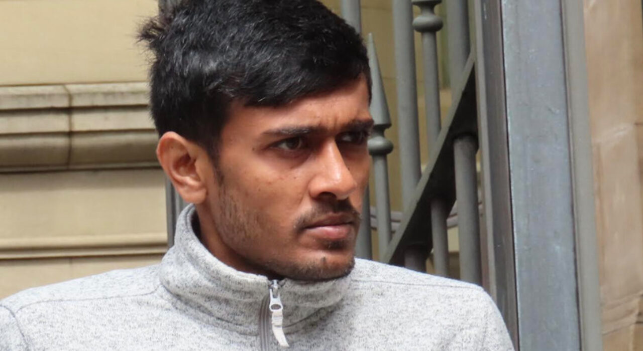 2 A Edinburgh shopkeeper found guilty of indecency towards a teenage girl