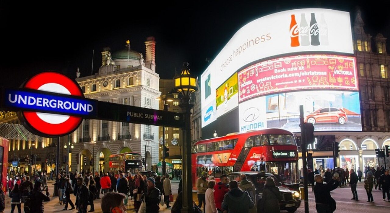 2 A London’s Night Czar calls for urgent Government support for the high streets after 6pm