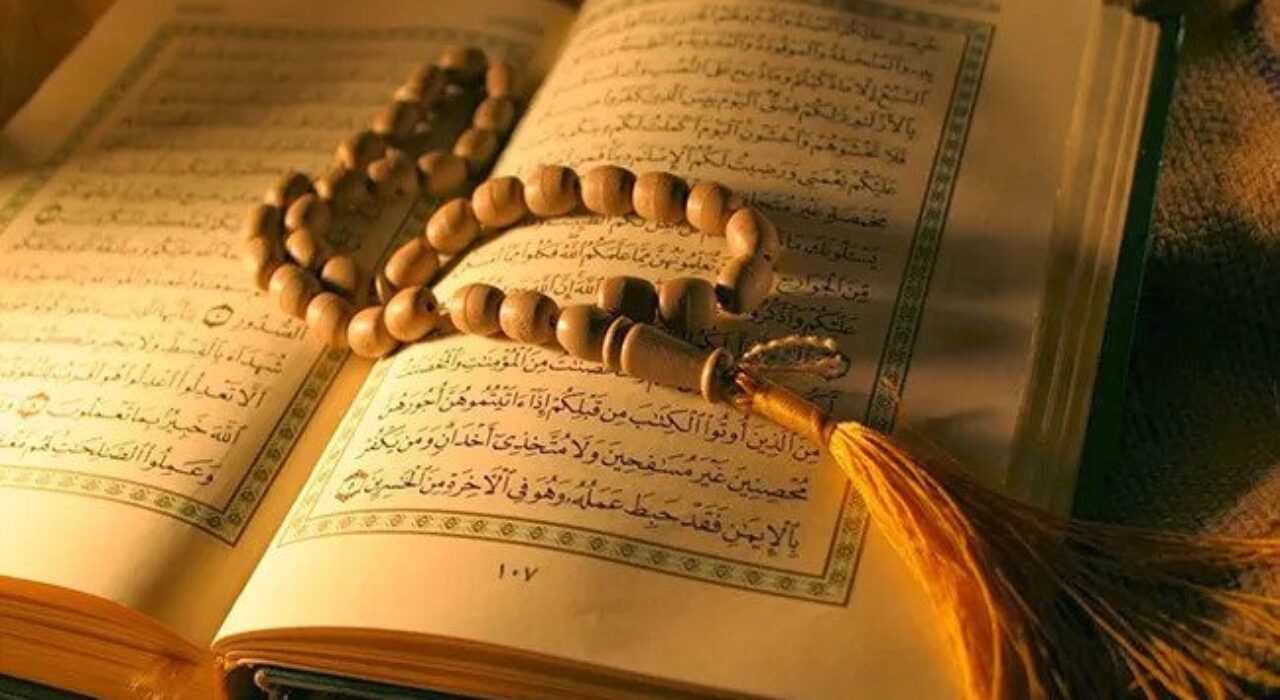 2 A Man destroys a copy of the Quran out of anger