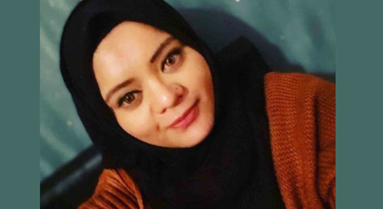 2 A Man found guilty of murdering his wife with whom and divorce proceedings were under way