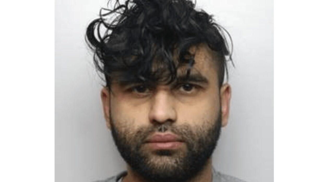 2 A Man jailed for 12 years after brutally stabbing a pedestrian in Slough-min
