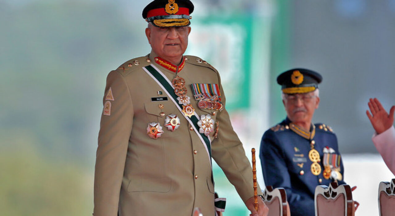 2 A Pakistan Army Chief General Qamar Javed Bajwa celebrates 75 years of Pakistani independence at London Embassy