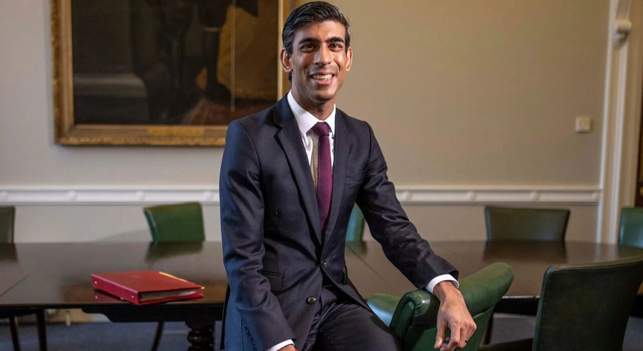 2 A Rishi Sunak says he does not want to make false promises to become the next PM