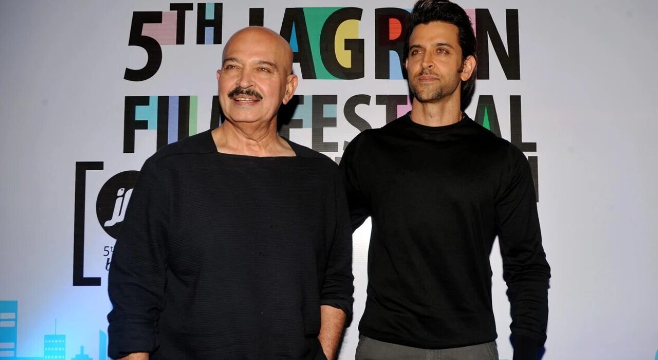 2A. hrithik-roshan helm-krrish