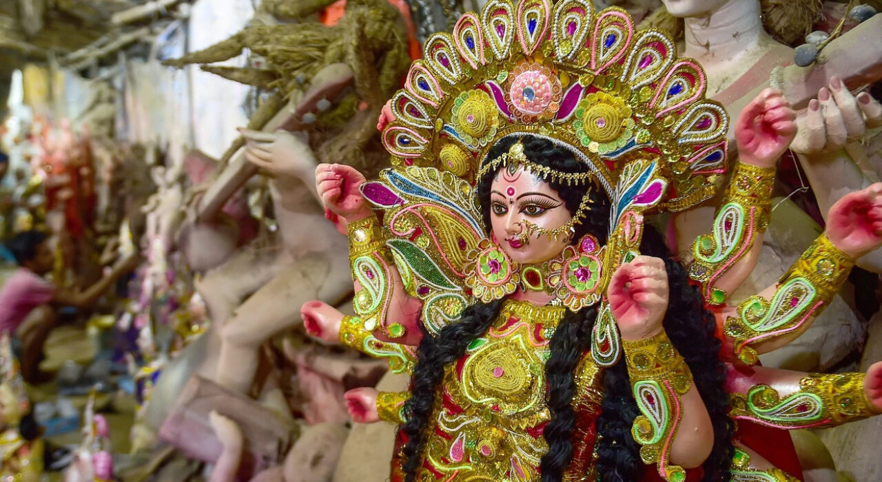 2A. navratri-festival-in-wembley