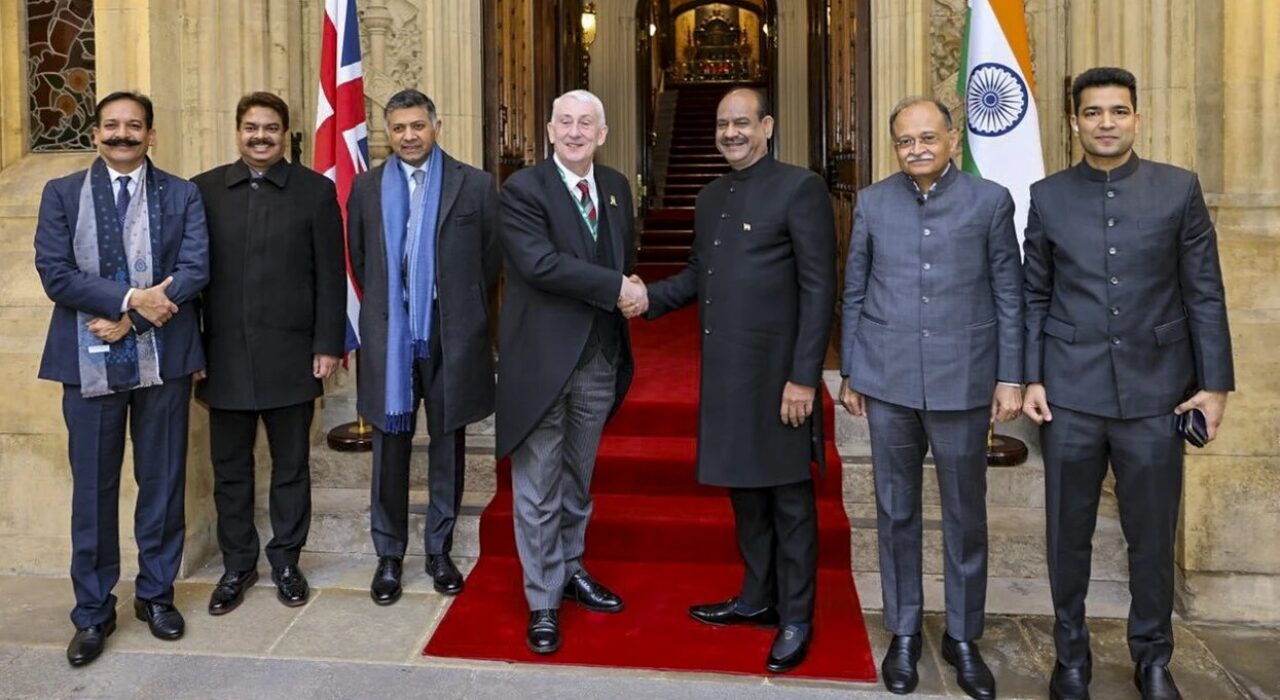 2A. om-birla, sir-lindsay-hoyle and-vikram-doraiswami-ne