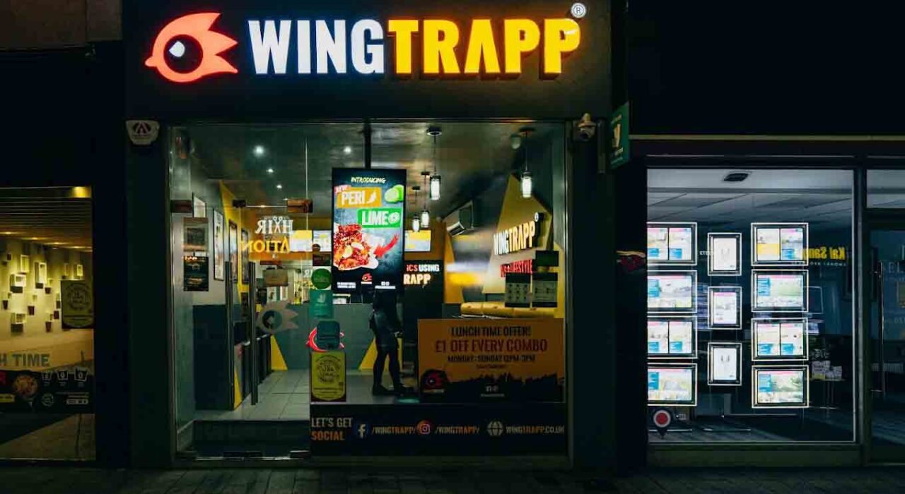 2A. wingtrapp-exterior
