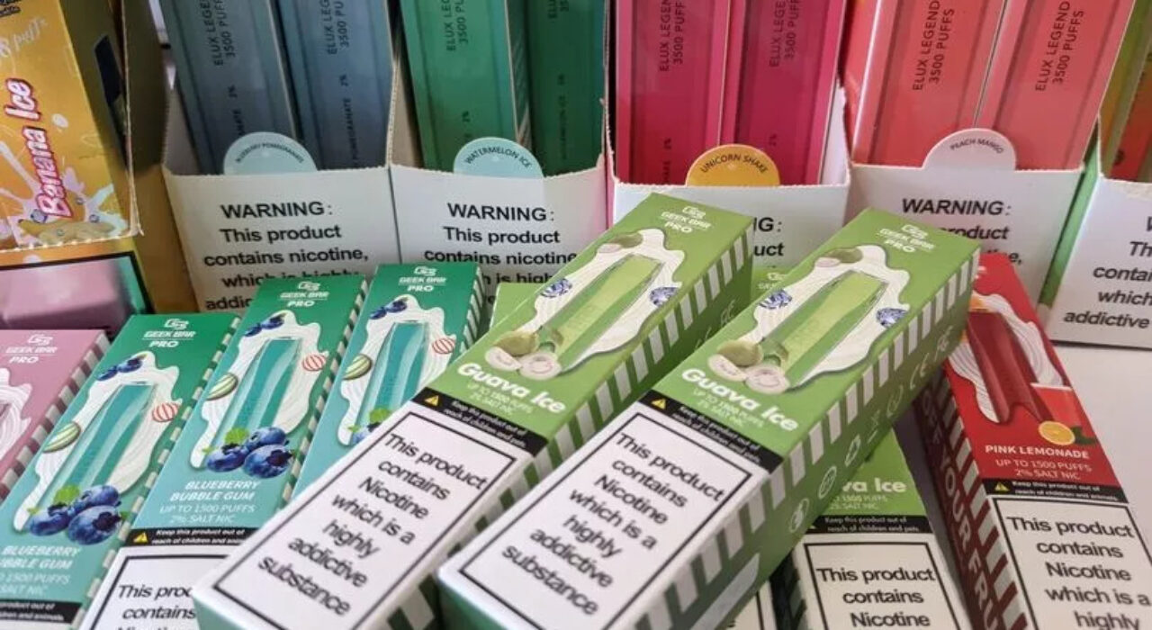 3-A-More-than-10_000-illegal-cigarettes-and-vapes-seized-in-Huddersfield