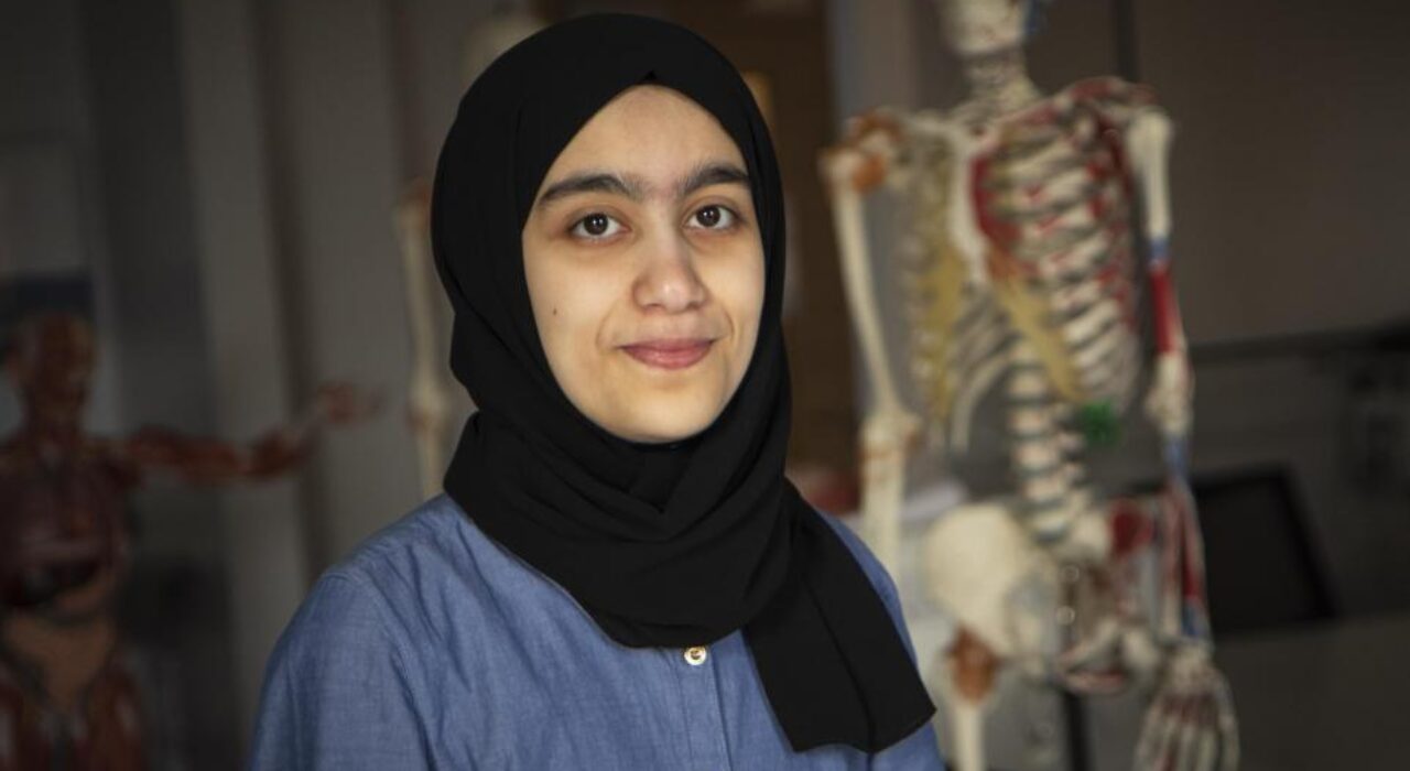 3 A Teenager receives prestigious scholarship to pursue studies in medicine and healthcare