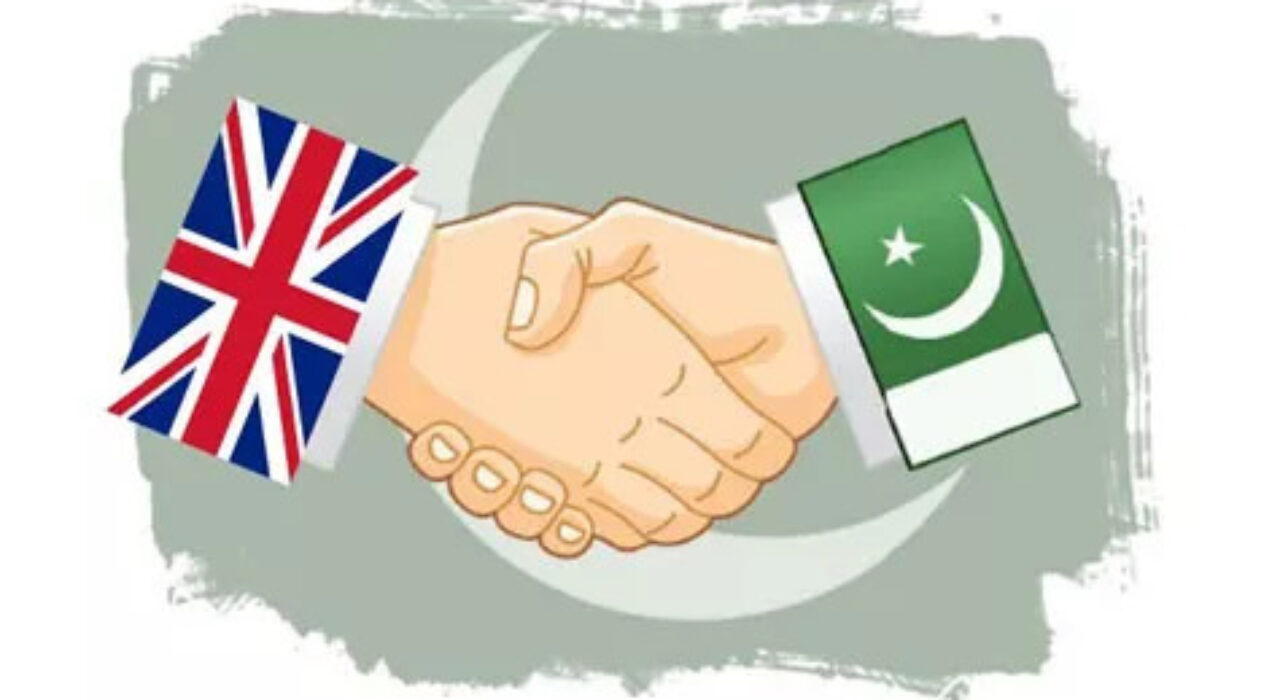 3 A UK marks 75 years of relations with Pakistan by offering 75 scholarships