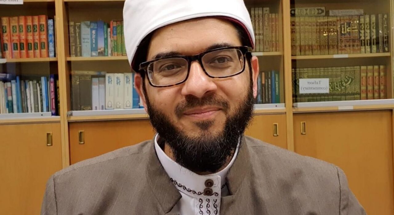 5 A Imam dismissed from his roles as Government adviser