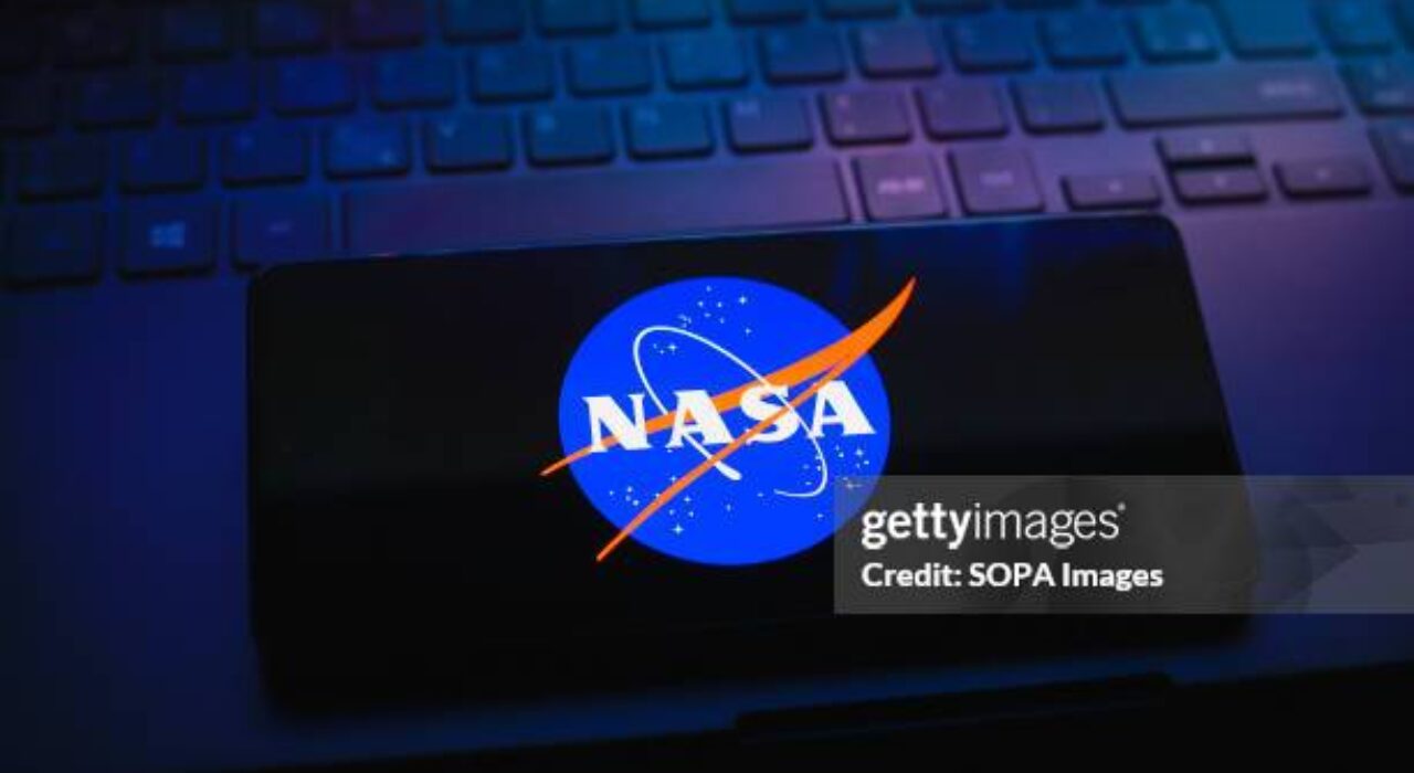 PARAGUAY - 2024/08/05: In this photo illustration, the National Aeronautics and Space Administration (Nasa) logo is displayed on a smartphone screen. (Photo Illustration by Jaque Silva/SOPA Images/LightRocket via Getty Images)