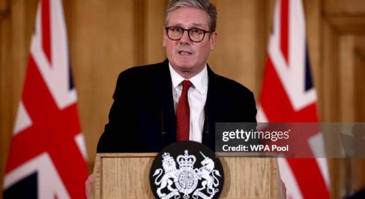LONDON, UNITED KINGDOM - AUGUST 1: Britain's Prime Minister Sir Keir Starmer delivers a speech and takes media questions during a press conference at 10 Downing street on August 1, 2024 in London, England. The Prime Minister held a crisis meeting with British police chiefs over violent unrest that followed a knife attack targeting children in Southport.  (Photo by Henry Nicholls - WPA Pool/Getty Images)